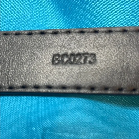 Louis Vuitton Black on Black Leather Bracelet with LV Signature Logo Unisex New - Picture 11 of 13